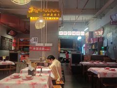 -老闵田螺馆·南昌市井菜·特色小吃(总店)