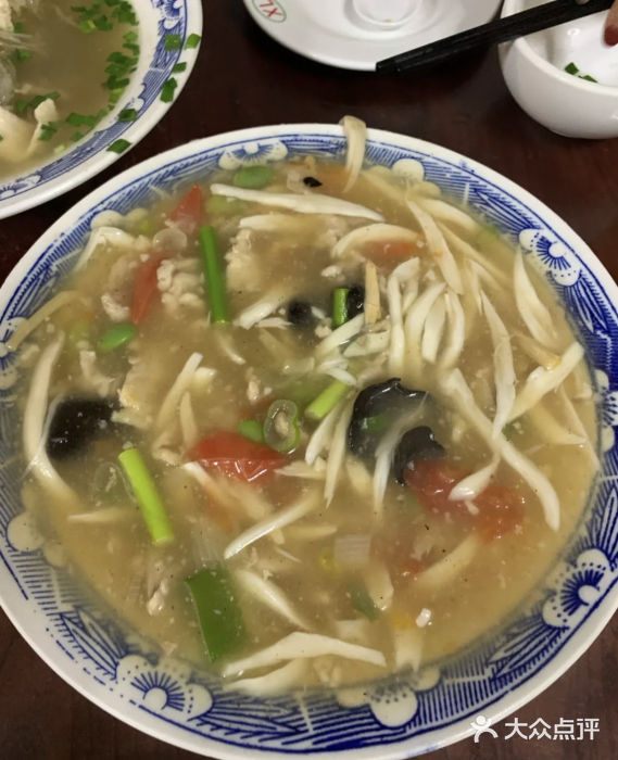 管记水席老店(仙果市街店)连汤肉片图片