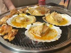 -围炉肉舍•炭烤活鳗•丹东海鲜烤肉(步行街店)