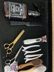 -纯剪男士理发馆·烫染专业店