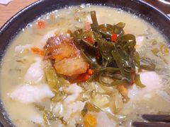 -胖子鱼粉(采霞街店)