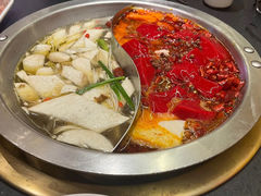 -沸炉重庆老火锅(军事博物馆店)