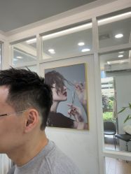 -首脑美发沙龙