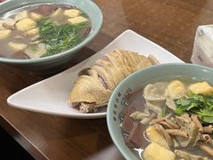 -金原鸭血粉丝汤·汤包·脆皮烤鸭(南京博物院店)