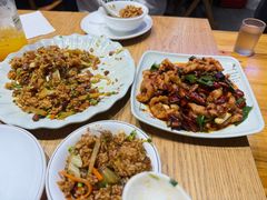 -干老庆贵州留一手烤鱼·地摊火锅(财经大学店)