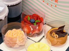 -潮一不贰·法式甜品·生日蛋糕·西式简餐(外滩店)