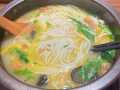 -良米山·云南野生菌过桥米线(上海首店)