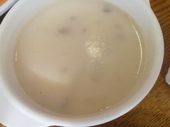 奶油蘑菇汤-比格比萨自助(花园路店)