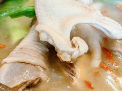 正宗两年土鸡汤（半只）-李东农庄(中南百草园地标店)