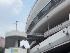 -裕彤国际体育中心