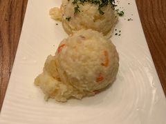 -玛格萝妮比萨屋(四平店)
