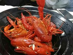 -虾弄弄海派小龙虾·牛羊蝎子火锅