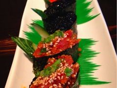 蟹籽黑鱼籽辣金枪鱼-禅猫日本料理