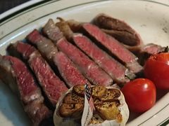 -MONICH牛排融合餐厅(和义大道购物中心店)