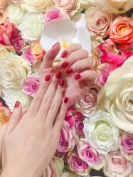 -孔雀手美甲美睫护理