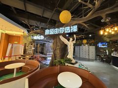 -暴风岛沉浸式体验馆(百联世纪店)