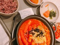 -大食代美食广场(上海中心店)