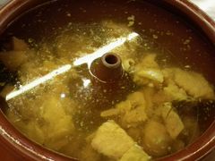 -蔼若春.传承三十年云南菜(金碧公园店)