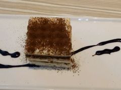 -必胜客(武汉欢乐谷店)