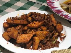 馕丁炒肉-新疆巴州金丝特餐厅(大钟寺店)