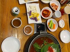 -喇喇排骨火锅·传统韩式脊骨汤(望京西园总店)