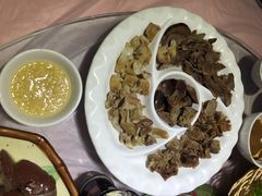 iphone_upload_pic-老六杀猪菜(进乡街店)