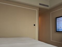 -广州天河体育中心美居酒店
