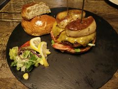 -HIGH FIVE哈福手工汉堡(桂林路店)