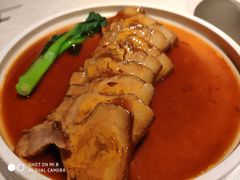 咸蛋黄红烧肉-肴约·花园式餐厅(湖里店)