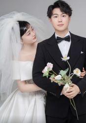 -雪中彩影婚纱摄影·微光艺术中心