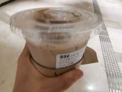 -瑞幸咖啡(岳家嘴地铁站店)