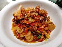 酸萝卜炒仔鸡-味上湘菜馆(岳麓山店)
