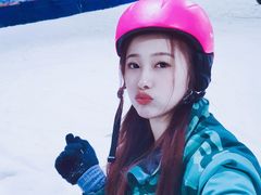 -乔波室内滑雪场
