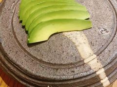 牛油果-丽思卡尔顿·炙焰·铁板烧餐厅