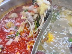 -周良天山牛杂城(天山路总店)