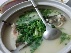 -天乐农家鱼头王(天目湖店)