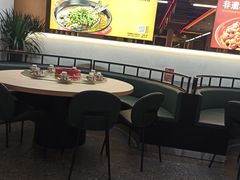 大堂-令狐冲烤鱼·烧菜馆(达明店)