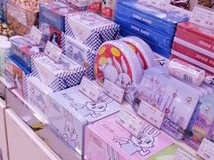 零售区-第一食品(中环百联店)