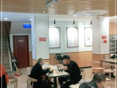 大堂-闫家驴肉老店(华电一校店)