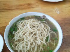 -十二忠手拉面(中华路店)