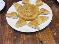 -乡土特色.冷锅鱼.牦牛肉汤锅