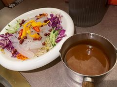 -锅飘飘·东北铁锅炖(雨花客厅店)