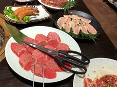 -山川小町·极番烧肉(新地假日广场店)