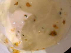 -BHC炸鸡(明洞总店)