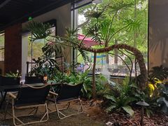 -J Create城市露营咖啡·简餐·宠物(上海动物园店)