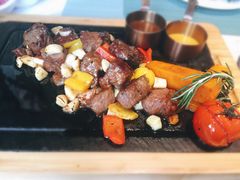 田园澳洲骰子牛肉-蜜桃花开·中西融合菜E&W(南长街店)