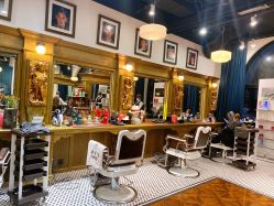 -TWOFACE 双面理发馆