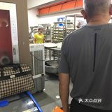 跟着大爷大妈们排队，准没错！