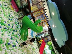 -上海佘山世茂艾美酒店