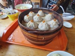 蟹粉小笼包-忆秦园小笼包(惠山古镇总店)
